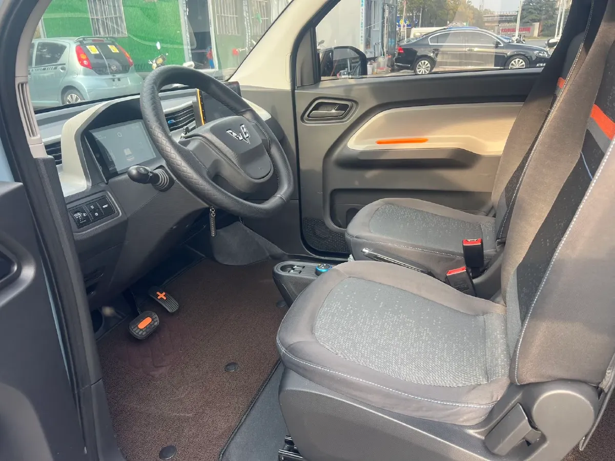 2021 WuLing HongGuang MINI EV BEV 13.8KWH,autocango,china used car exporter,china ev exporter,chinese used car exporter,chinese used ev exporter