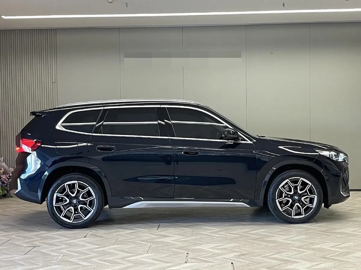 2025 BMW X1 2.0T 204HP L4 7DCT,autocango,china used car exporter,china ev exporter,chinese used car exporter,chinese used ev exporter