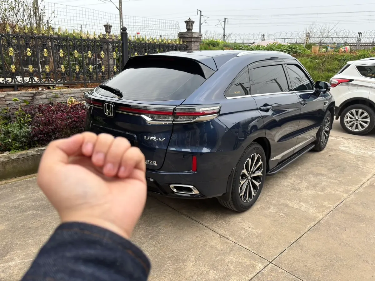 2023 Honda UR-V 2.0T 261HP L4 9AT,autocango,china used car exporter,china ev exporter,chinese used car exporter,chinese used ev exporter