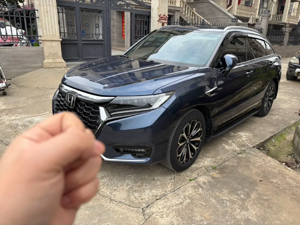 2023 Honda UR-V 2.0T 261HP L4 9AT,autocango,china used car exporter,china ev exporter,chinese used car exporter,chinese used ev exporter