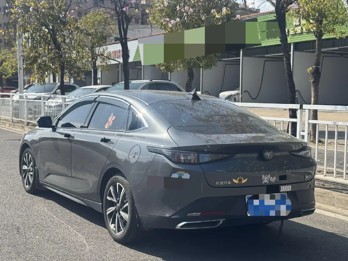 2023 ChangAn Oshan Z6 1.5T 188HP L4 7DCT,autocango,china used car exporter,china ev exporter,chinese used car exporter,chinese used ev exporter