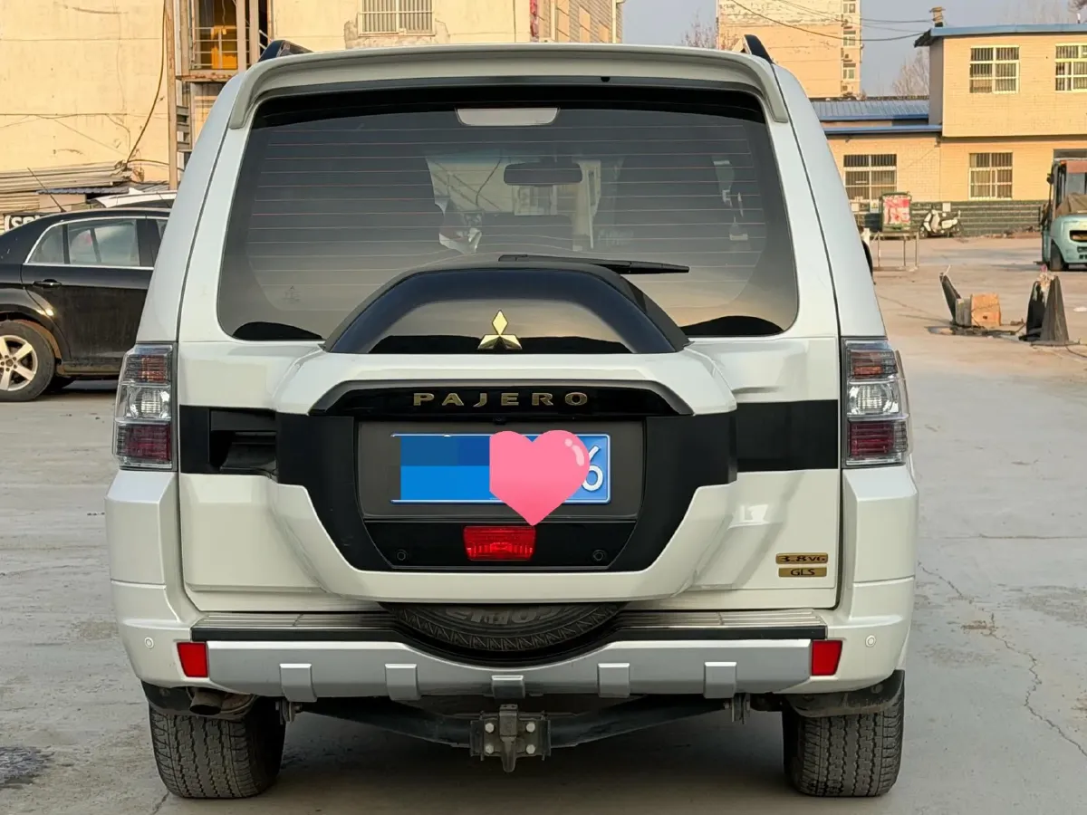 2018 Mitsubishi Pajero 3.0L 174HP V6 5AT,autocango,china used car exporter,china ev exporter,chinese used car exporter,chinese used ev exporter