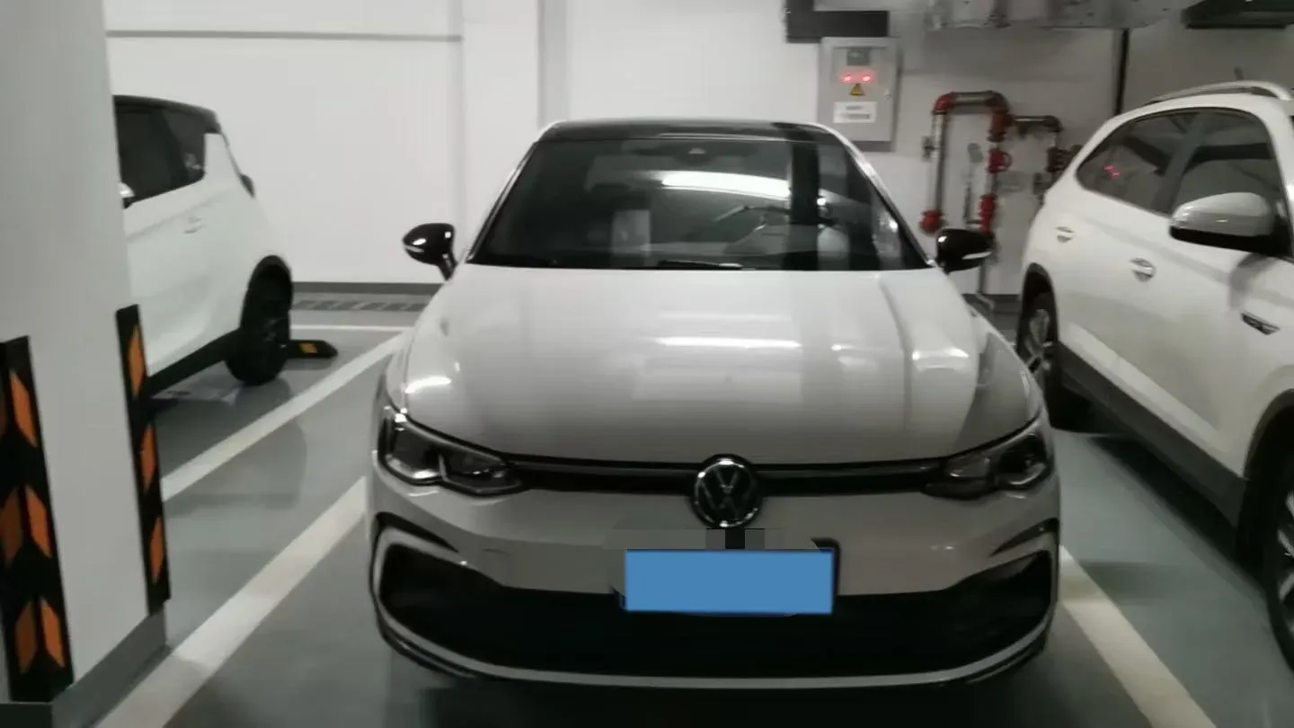 2023 Volkswagen Golf 1.4T 150HP L4 7DCT,autocango,china used car exporter,china ev exporter,chinese used car exporter,chinese used ev exporter