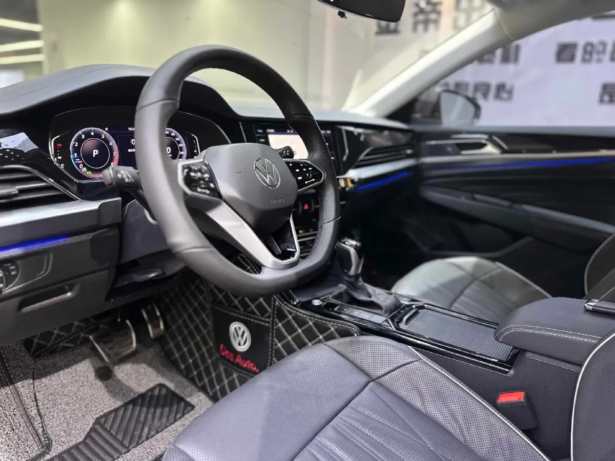 2023 Volkswagen Passat 2.0T 186HP L4 7DCT,autocango,china used car exporter,china ev exporter,chinese used car exporter,chinese used ev exporter