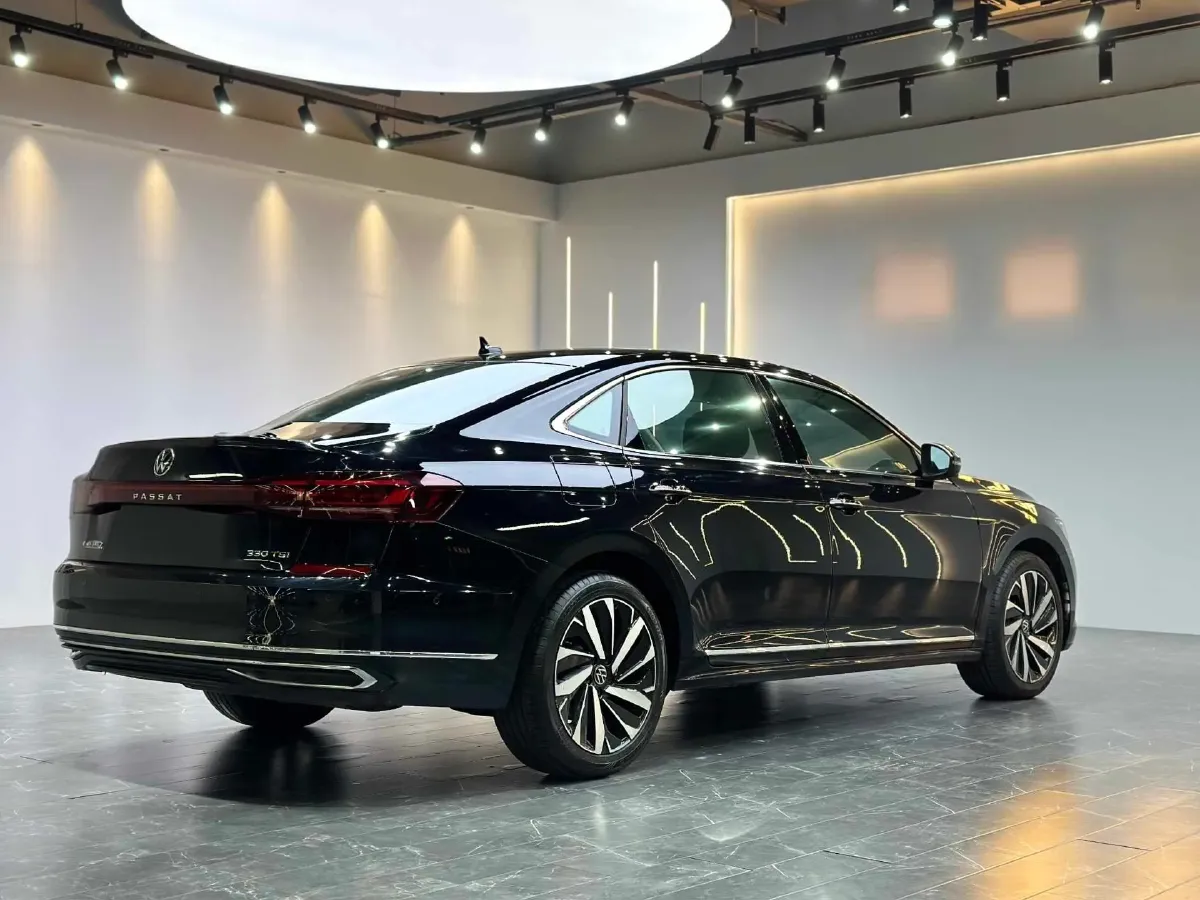 2023 Volkswagen Passat 2.0T 186HP L4 7DCT,autocango,china used car exporter,china ev exporter,chinese used car exporter,chinese used ev exporter