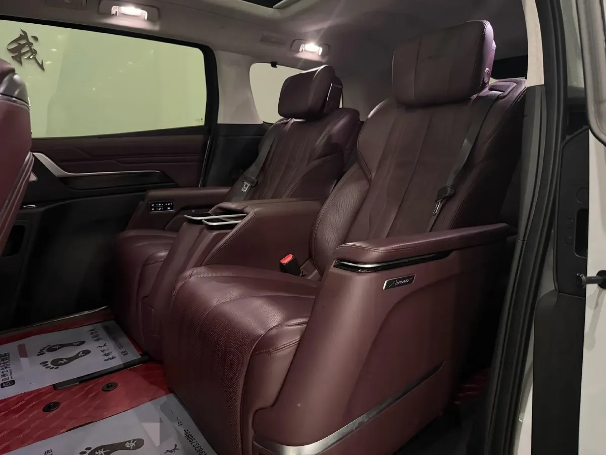 2023 Buick Century 2.0T 237HP L4 9AT,autocango,china used car exporter,china ev exporter,chinese used car exporter,chinese used ev exporter