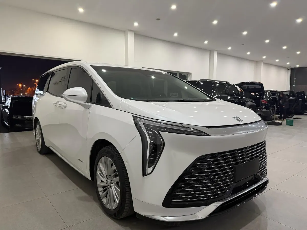 2023 Buick Century 2.0T 237HP L4 9AT,autocango,china used car exporter,china ev exporter,chinese used car exporter,chinese used ev exporter