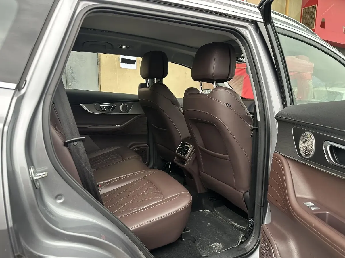 2024 Chery Tiggo 8 PRO 1.6T 197HP L4 7DCT,autocango,china used car exporter,china ev exporter,chinese used car exporter,chinese used ev exporter