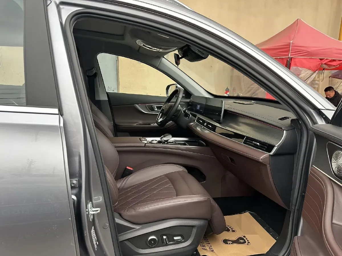 2024 Chery Tiggo 8 PRO 1.6T 197HP L4 7DCT,autocango,china used car exporter,china ev exporter,chinese used car exporter,chinese used ev exporter