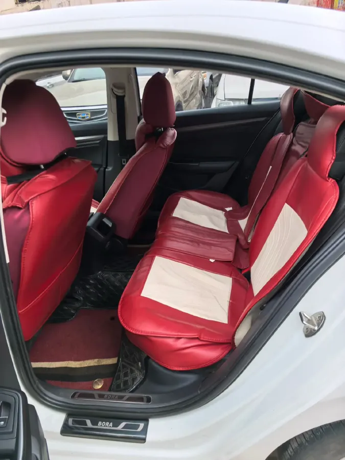 2019 MAXUS XinTu V80 2.5T 136HP L4 6MT,autocango,china used car exporter,china ev exporter,chinese used car exporter,chinese used ev exporter