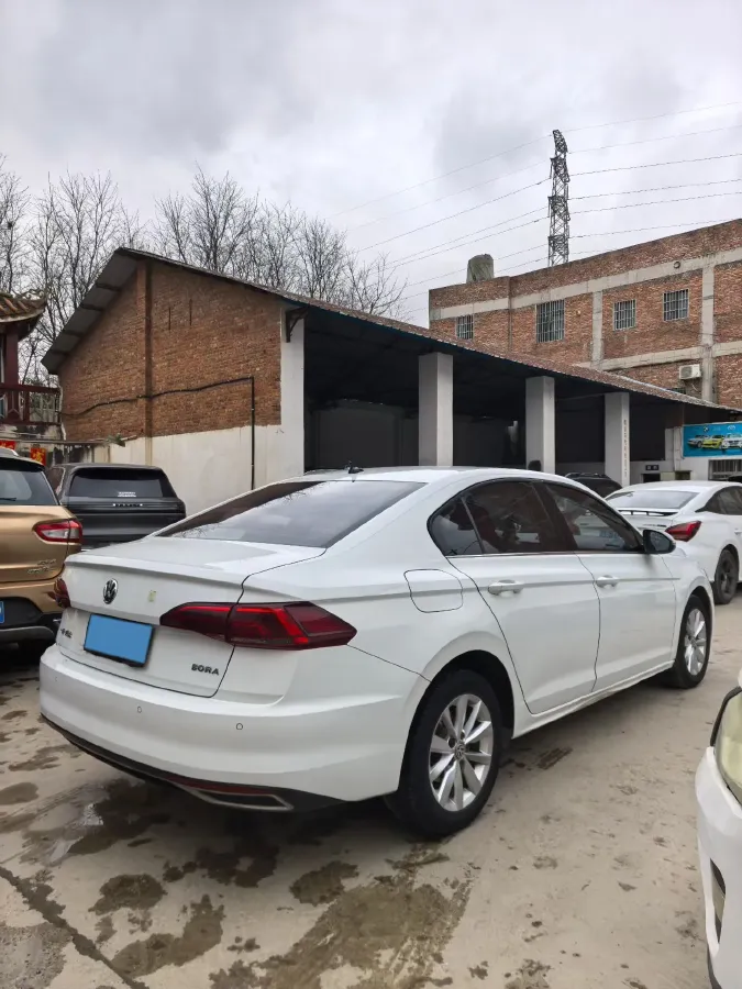 2019 MAXUS XinTu V80 2.5T 136HP L4 6MT,autocango,china used car exporter,china ev exporter,chinese used car exporter,chinese used ev exporter