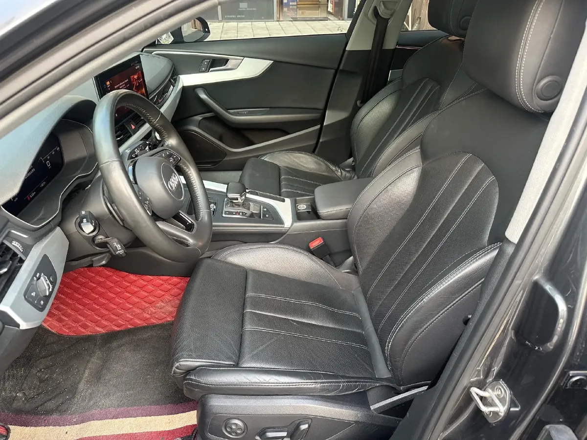 2020 Audi A4L 2.0T 190HP L4 7DCT,autocango,china used car exporter,china ev exporter,chinese used car exporter,chinese used ev exporter