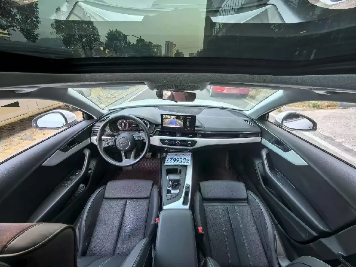 2020 Audi A4L 2.0T 190HP L4 7DCT,autocango,china used car exporter,china ev exporter,chinese used car exporter,chinese used ev exporter