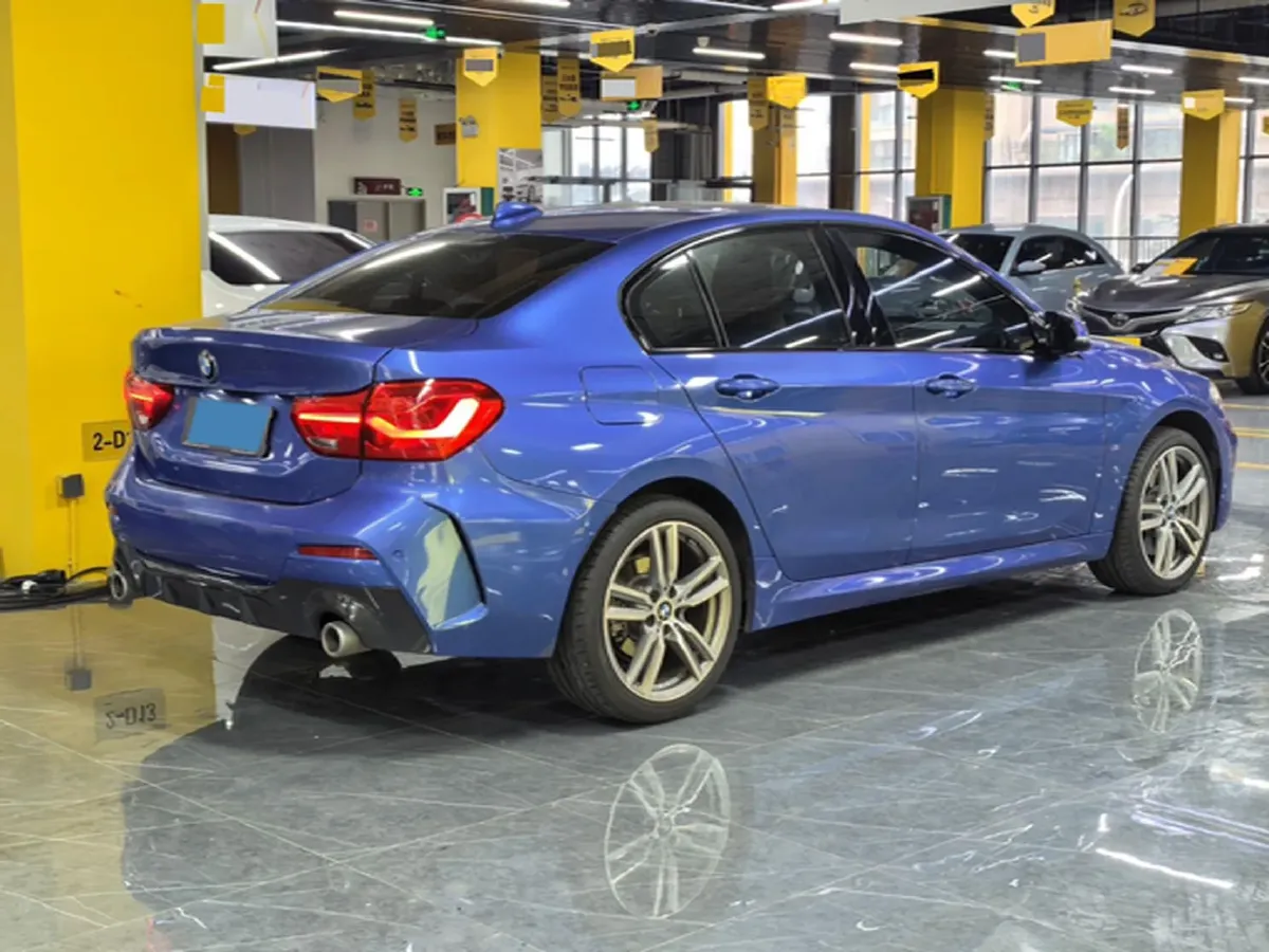 2020 BMW 1 Series 2.0T 192HP L4 7DCT,autocango,china used car exporter,china ev exporter,chinese used car exporter,chinese used ev exporter