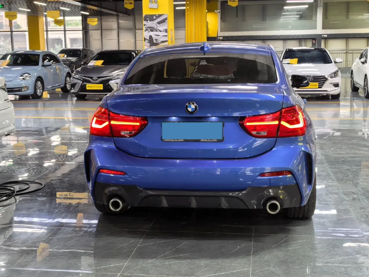 2020 BMW 1 Series 2.0T 192HP L4 7DCT,autocango,china used car exporter,china ev exporter,chinese used car exporter,chinese used ev exporter
