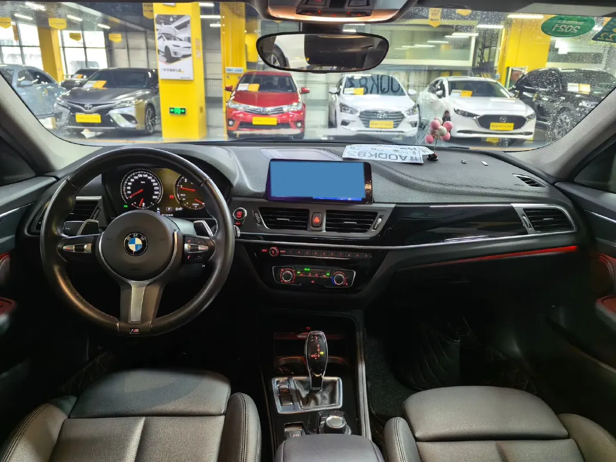 2020 BMW 1 Series 2.0T 192HP L4 7DCT,autocango,china used car exporter,china ev exporter,chinese used car exporter,chinese used ev exporter