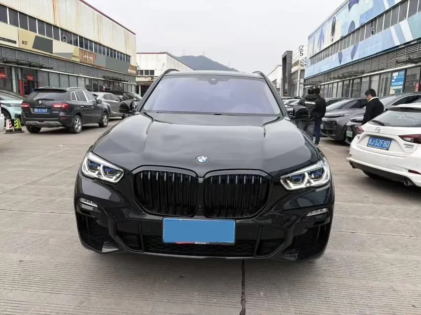 2021 BMW X5 3.0T 340HP L6 8AT,autocango,china used car exporter,china ev exporter,chinese used car exporter,chinese used ev exporter