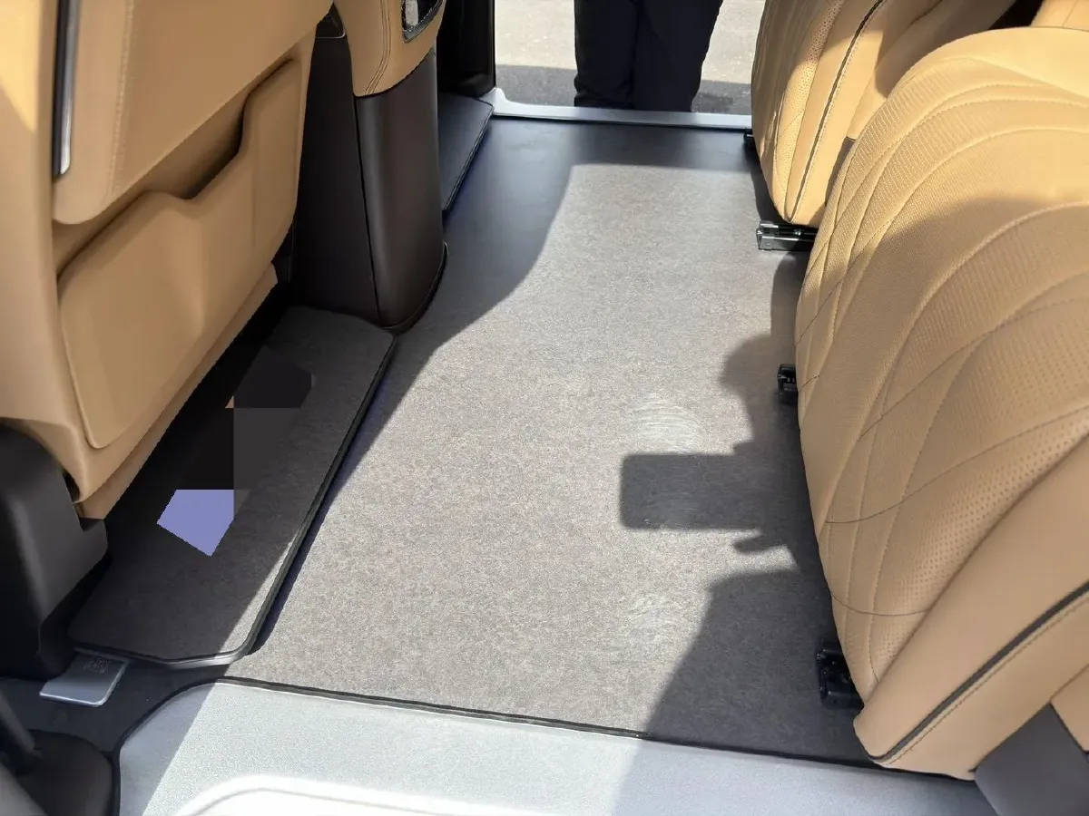 2024 Denza D9 1.5T 139HP L4 E-CVT PHEV 20.39KWH,autocango,china used car exporter,china ev exporter,chinese used car exporter,chinese used ev exporter