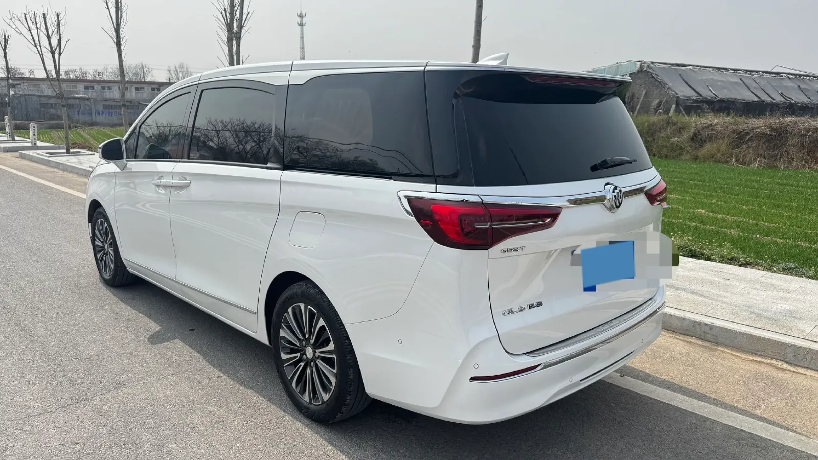 2021 Buick GL8 2.0T 237HP L4 9AT,autocango,china used car exporter,china ev exporter,chinese used car exporter,chinese used ev exporter