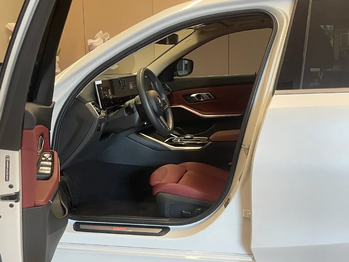 2024 BMW i3 BEV 70KWH,autocango,china used car exporter,china ev exporter,chinese used car exporter,chinese used ev exporter