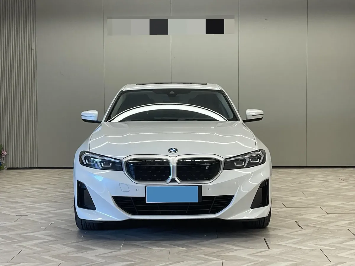 2024 BMW i3 BEV 70KWH,autocango,china used car exporter,china ev exporter,chinese used car exporter,chinese used ev exporter