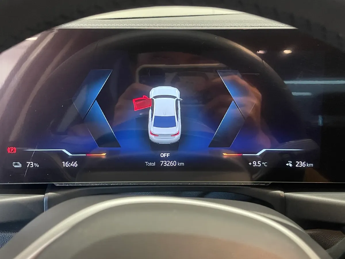 2024 BMW i3 BEV 70KWH,autocango,china used car exporter,china ev exporter,chinese used car exporter,chinese used ev exporter