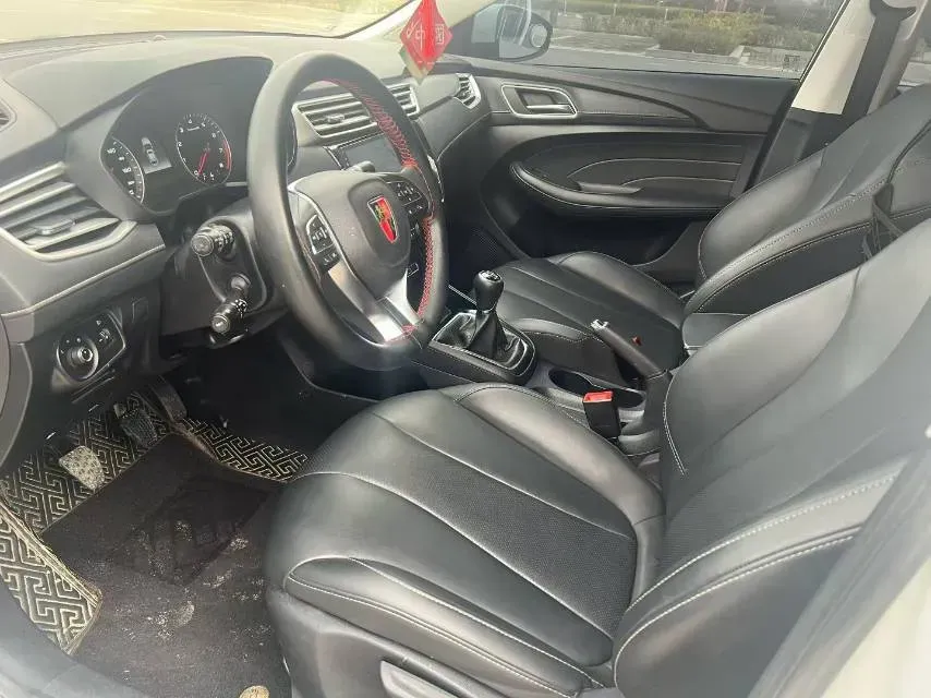 2019 Roewe i5 1.5L 120HP L4 5MT,autocango,china used car exporter,china ev exporter,chinese used car exporter,chinese used ev exporter