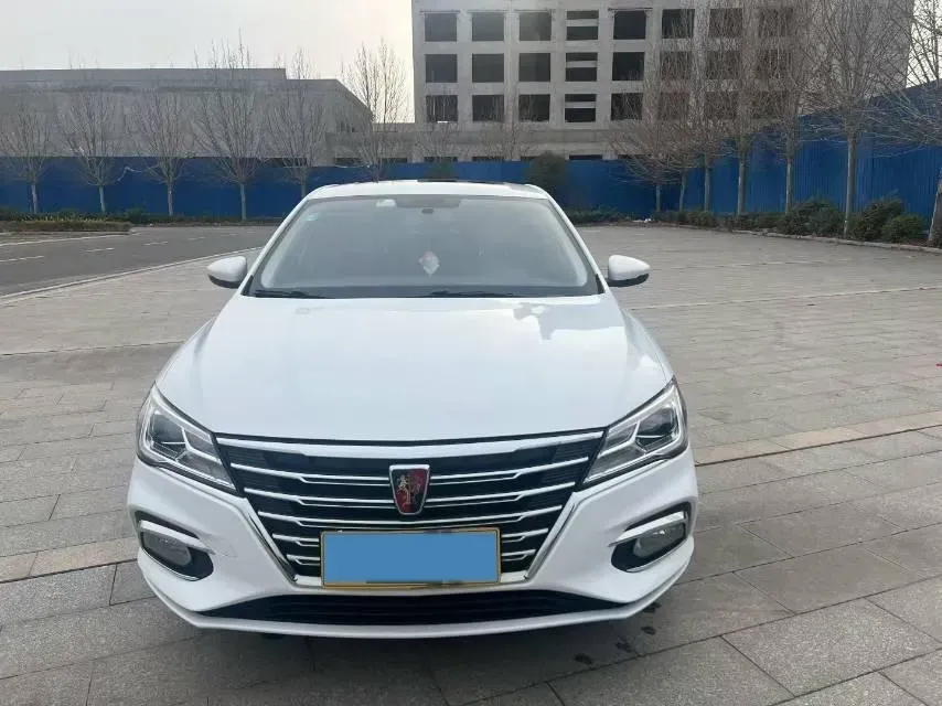 2019 Roewe i5 1.5L 120HP L4 5MT,autocango,china used car exporter,china ev exporter,chinese used car exporter,chinese used ev exporter