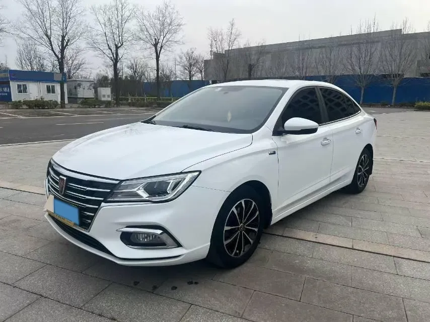 2019 Roewe i5 1.5L 120HP L4 5MT,autocango,china used car exporter,china ev exporter,chinese used car exporter,chinese used ev exporter