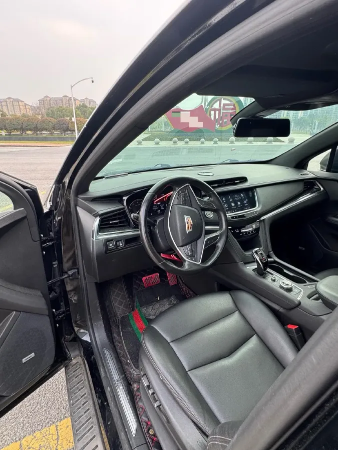 2021 Cadillac XT5 2.0T 237HP L4 9AT,autocango,china used car exporter,china ev exporter,chinese used car exporter,chinese used ev exporter