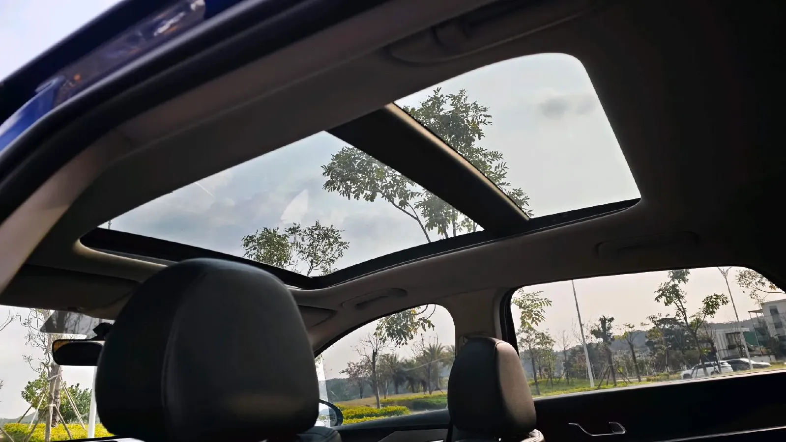 2020 Kia K5 1.5T 170HP L4 7DCT,autocango,china used car exporter,china ev exporter,chinese used car exporter,chinese used ev exporter