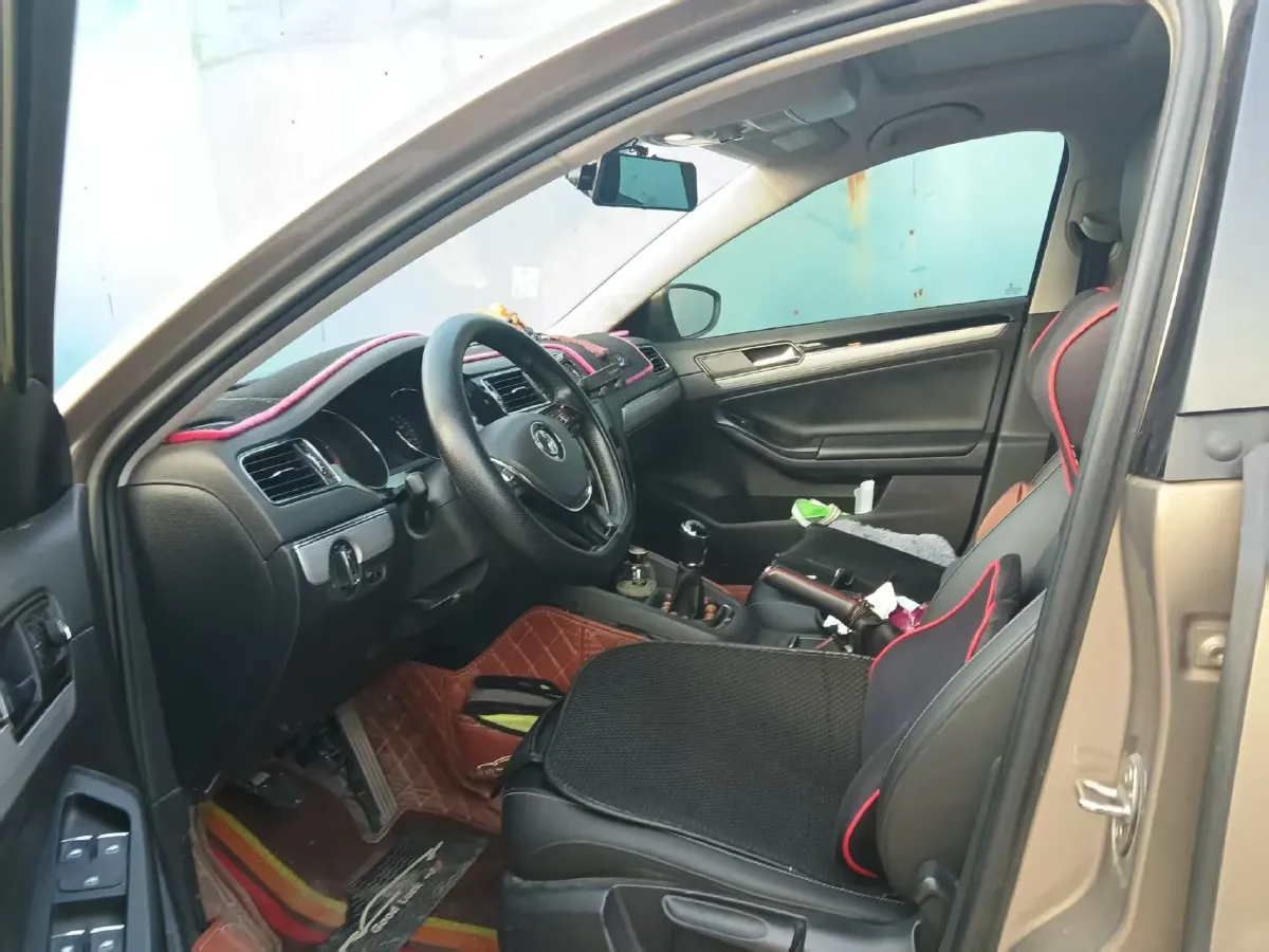 2018 KingLong KaiTe 2.3T 110HP L4 5MT,autocango,china used car exporter,china ev exporter,chinese used car exporter,chinese used ev exporter