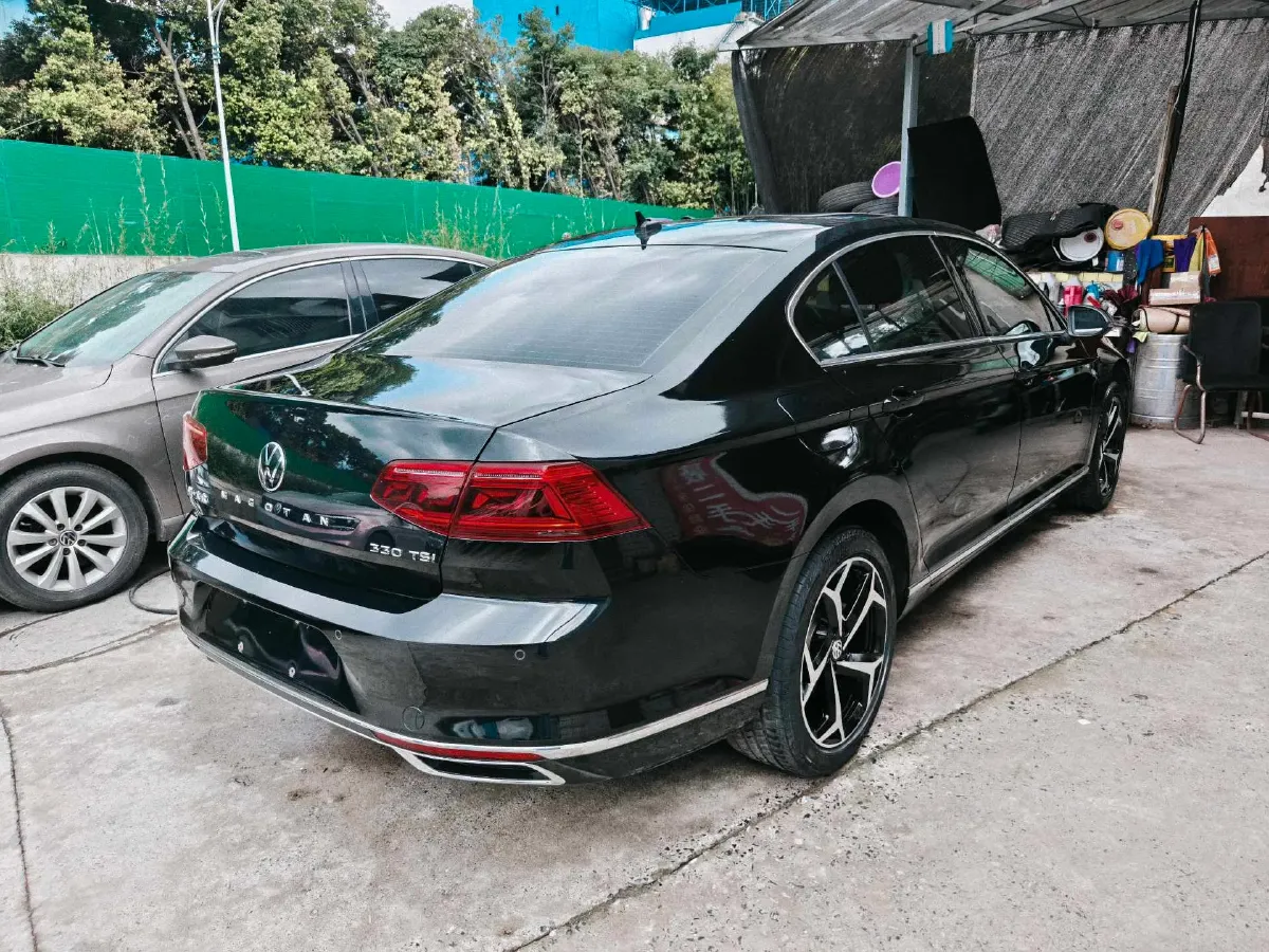 2020 Volkswagen Magotan 2.0T 186HP L4 7DCT,autocango,china used car exporter,china ev exporter,chinese used car exporter,chinese used ev exporter