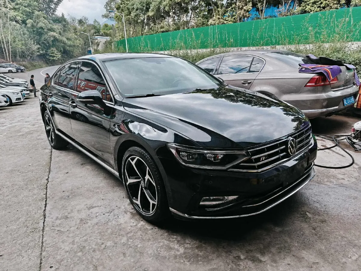 2020 Volkswagen Magotan 2.0T 186HP L4 7DCT,autocango,china used car exporter,china ev exporter,chinese used car exporter,chinese used ev exporter