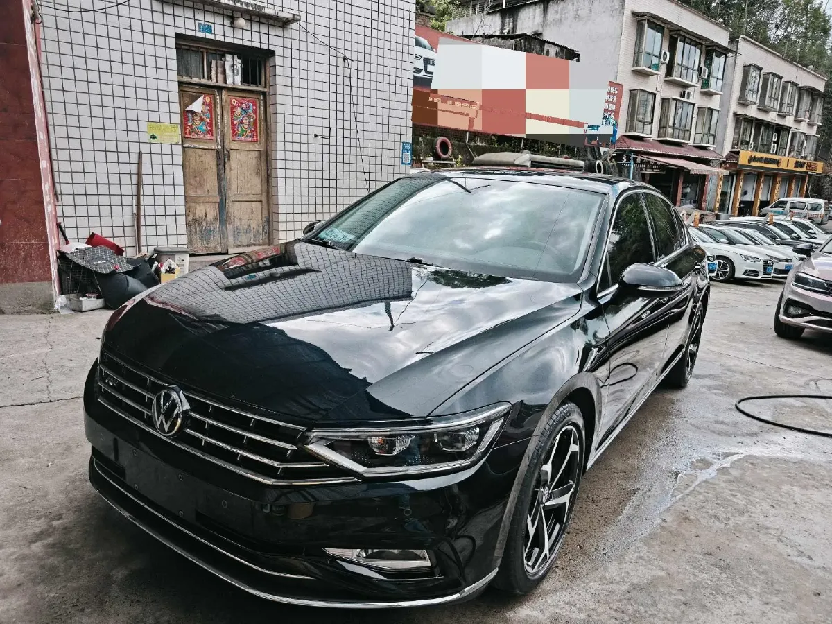 2020 Volkswagen Magotan 2.0T 186HP L4 7DCT,autocango,china used car exporter,china ev exporter,chinese used car exporter,chinese used ev exporter