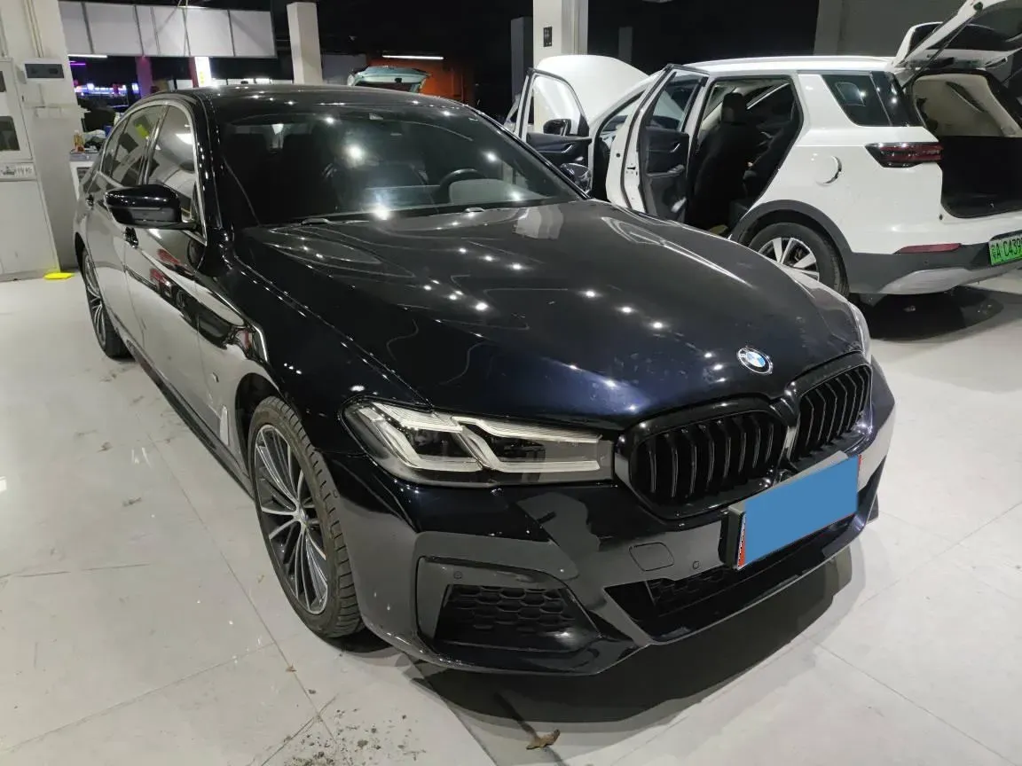 2021 BMW 5 Series 2.0T 252HP L4 8AT,autocango,china used car exporter,china ev exporter,chinese used car exporter,chinese used ev exporter