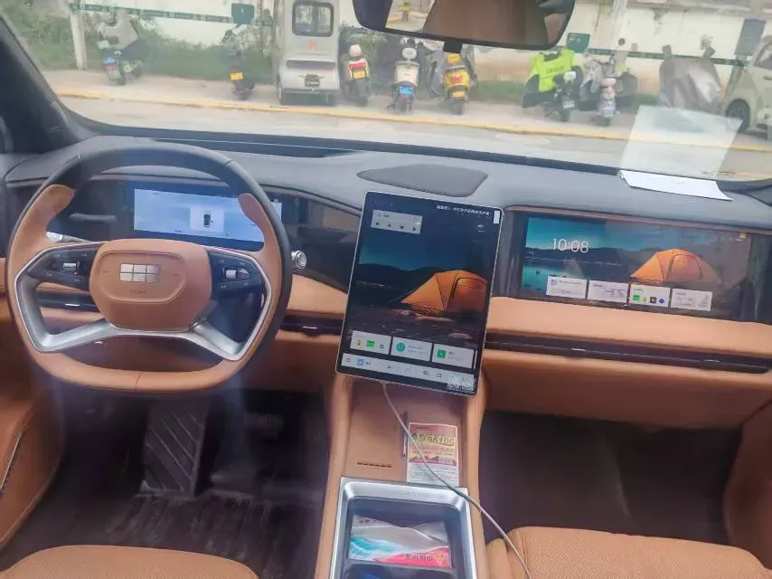 2025 Geely Galaxy L7 1.5L 112HP L4 1DHT PHEV 18.4KWH,autocango,china used car exporter,china ev exporter,chinese used car exporter,chinese used ev exporter