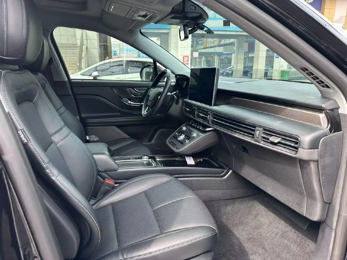 2022 Lincoln Corsair 2.0T 245HP L4 8AT,autocango,china used car exporter,china ev exporter,chinese used car exporter,chinese used ev exporter