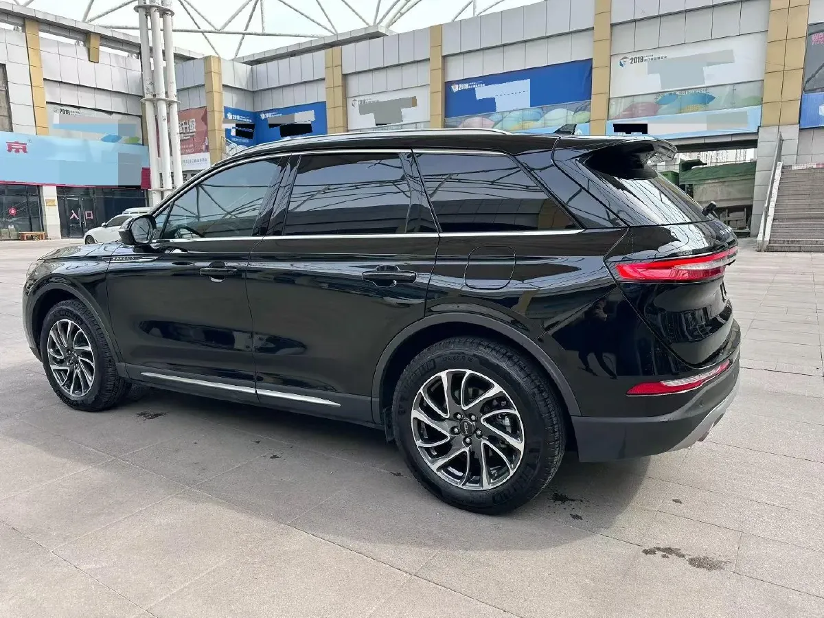 2022 Lincoln Corsair 2.0T 245HP L4 8AT,autocango,china used car exporter,china ev exporter,chinese used car exporter,chinese used ev exporter