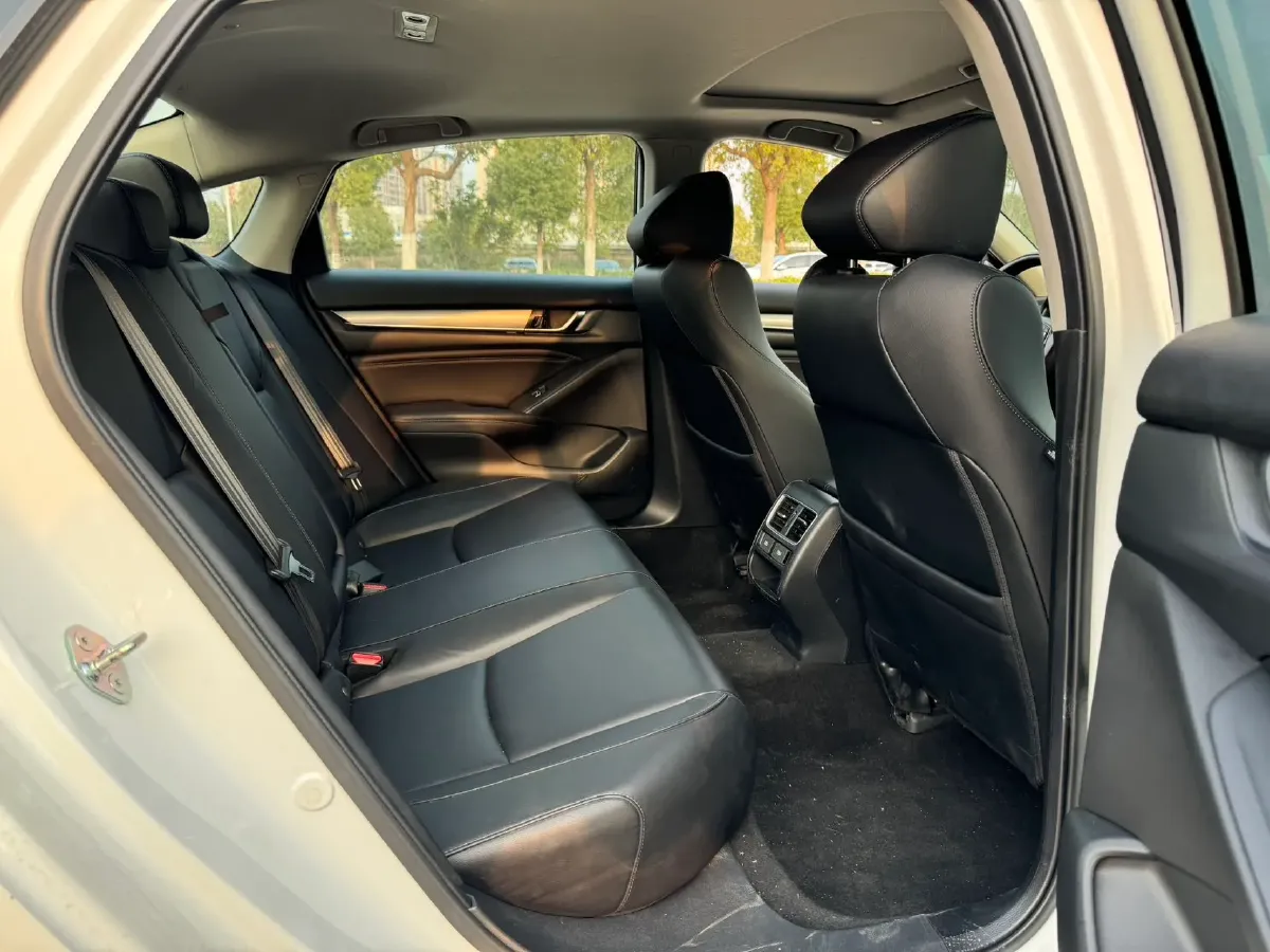 2022 Honda Accord 2.0L 146HP L4 E-CVT Hybrid,autocango,china used car exporter,china ev exporter,chinese used car exporter,chinese used ev exporter