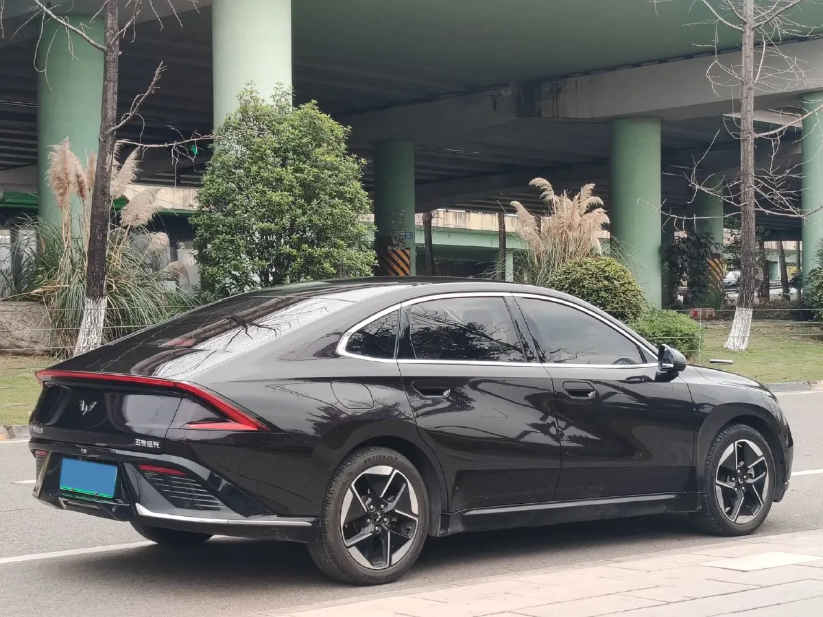 2023 WuLing XingGuang 1.5L 106HP L4 E-CVT PHEV 20.5KWH,autocango,china used car exporter,china ev exporter,chinese used car exporter,chinese used ev exporter