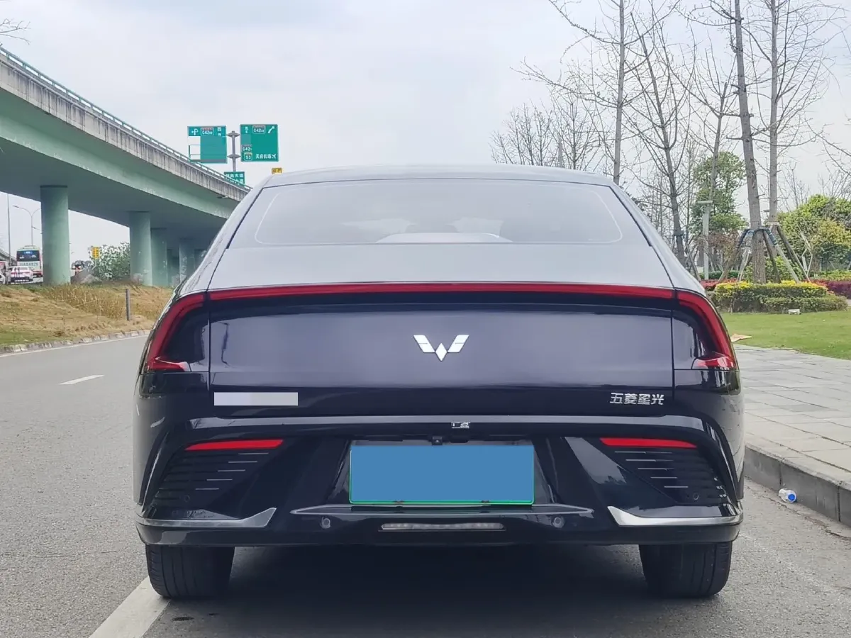 2023 WuLing XingGuang 1.5L 106HP L4 E-CVT PHEV 20.5KWH,autocango,china used car exporter,china ev exporter,chinese used car exporter,chinese used ev exporter