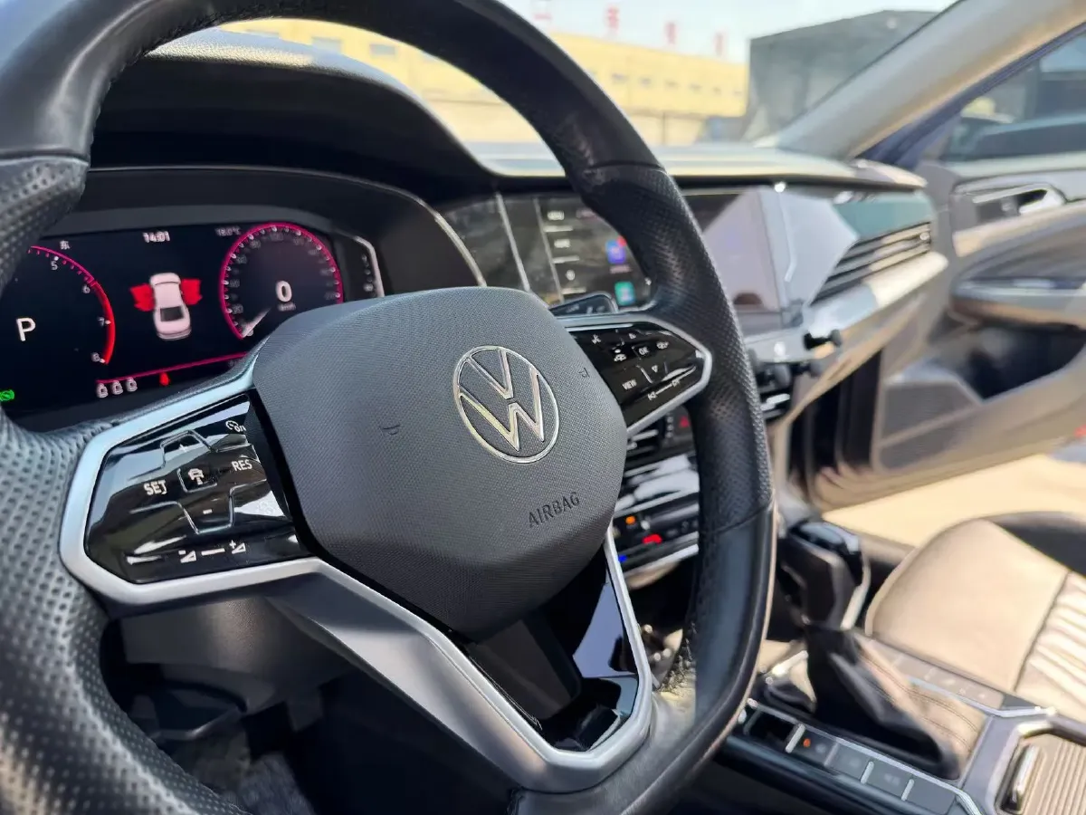 2022 Xpeng P7 BEV 60.2KWH,autocango,china used car exporter,china ev exporter,chinese used car exporter,chinese used ev exporter