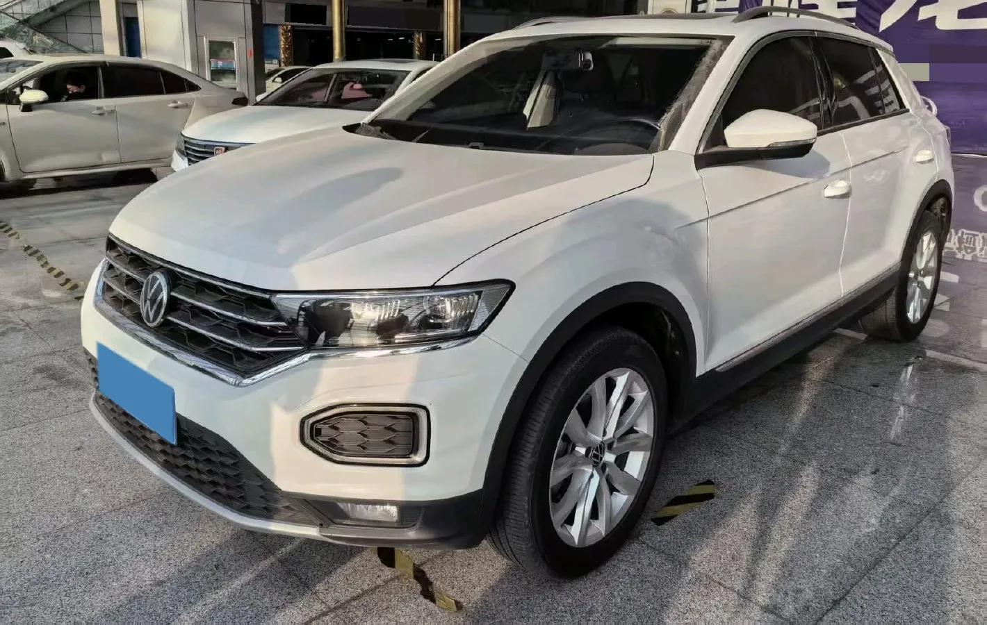 2022 Volkswagen T-Roc 1.4T 150HP L4 7DCT,autocango,china used car exporter,china ev exporter,chinese used car exporter,chinese used ev exporter