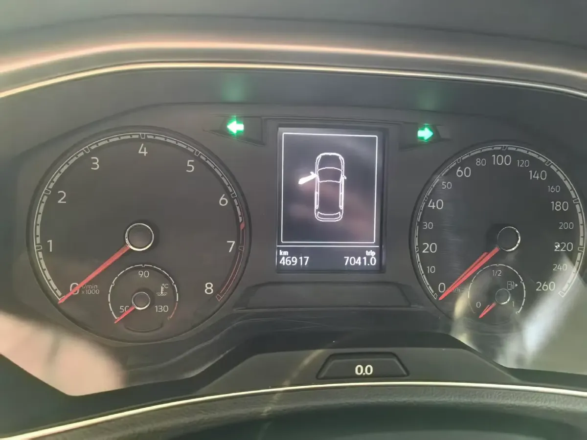 2022 Volkswagen T-Roc 1.4T 150HP L4 7DCT,autocango,china used car exporter,china ev exporter,chinese used car exporter,chinese used ev exporter