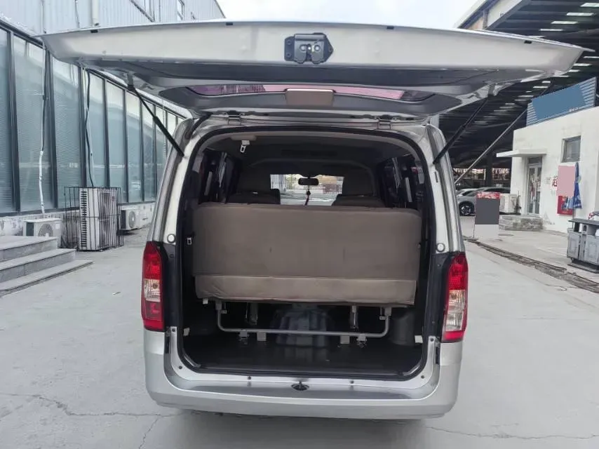 2016 WuLing RongGuang V 1.5L 112HP L4 5MT,autocango,china used car exporter,china ev exporter,chinese used car exporter,chinese used ev exporter