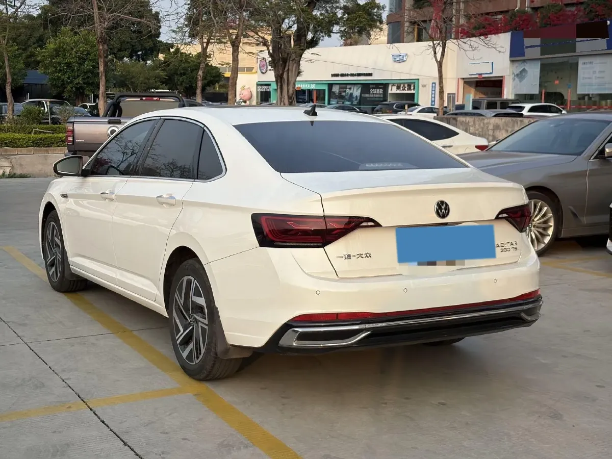 2023 Volkswagen Sagitar 1.2T 116HP L4 7DCT,autocango,china used car exporter,china ev exporter,chinese used car exporter,chinese used ev exporter