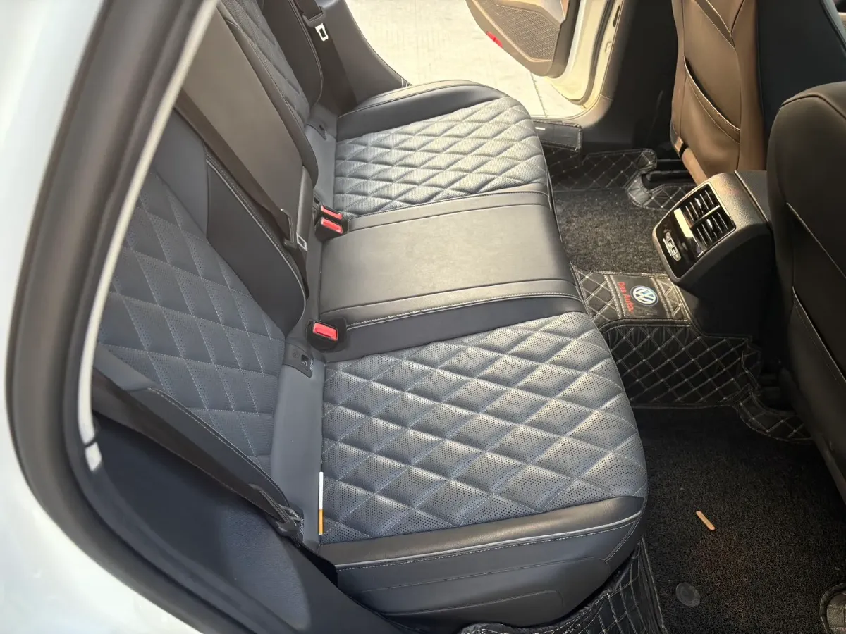 2023 Volkswagen Sagitar 1.2T 116HP L4 7DCT,autocango,china used car exporter,china ev exporter,chinese used car exporter,chinese used ev exporter