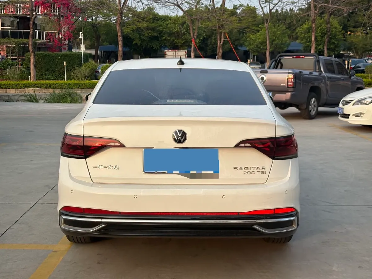 2023 Volkswagen Sagitar 1.2T 116HP L4 7DCT,autocango,china used car exporter,china ev exporter,chinese used car exporter,chinese used ev exporter