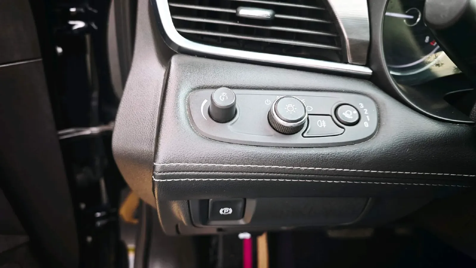 2021 Buick Larcosse 2.0T 237HP L4 9AT,autocango,china used car exporter,china ev exporter,chinese used car exporter,chinese used ev exporter